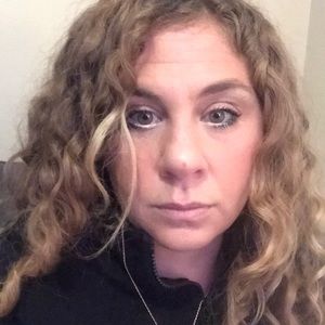 Meet your Posher, Stacey